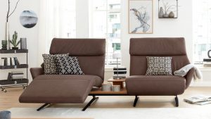 Interliving Sofa Serie 4230 - Trapezsofa mit elektrischer Fuß- und Rückenverstellung