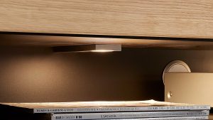Interliving Wohnzimmer Serie 2103 - Unterbau-Spot 22-86