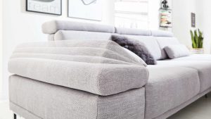 Interliving Sofa Serie 4251 - Armteilverstellung