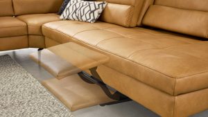 Interliving Sofa Serie 4057 - motorische Beinauflage MoB