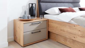 Interliving Schlafzimmer Serie 1023 - Nachtkommode 22003